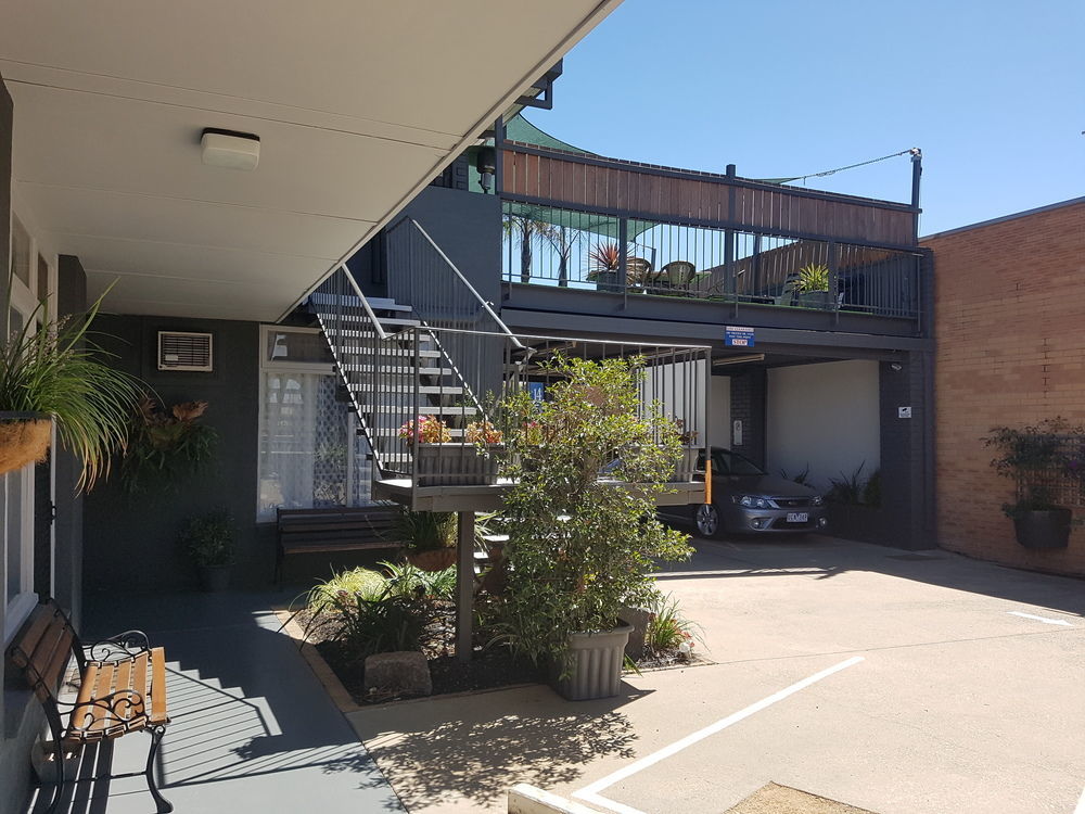 Belmore Motor Inn Yarrawonga Exterior photo